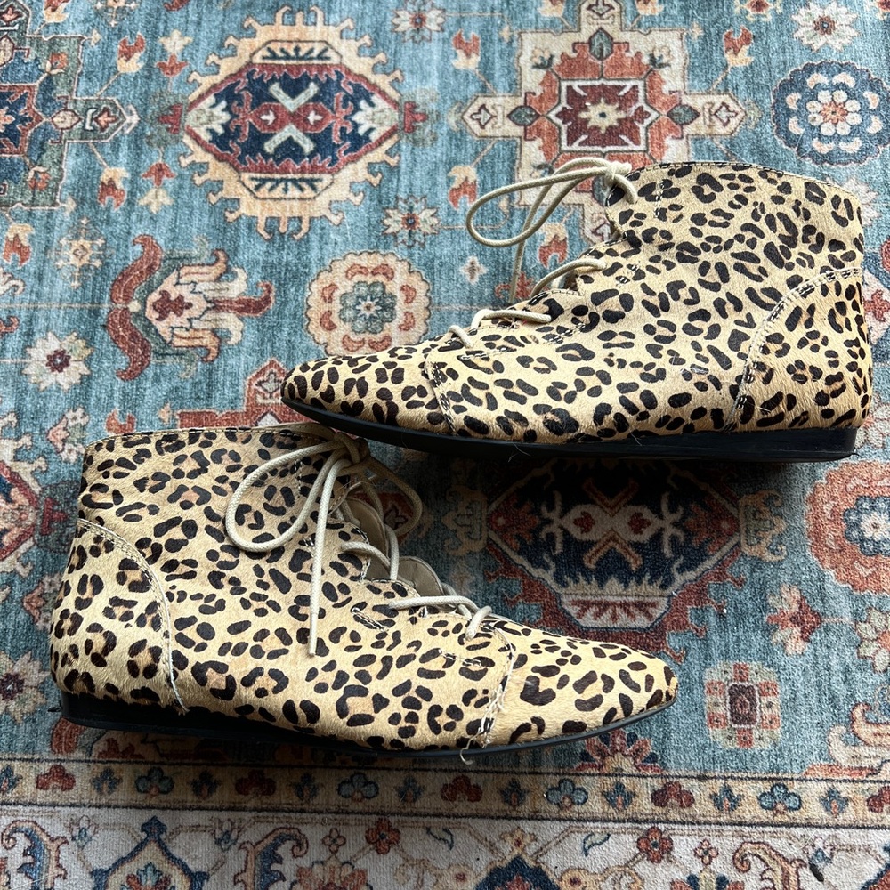Leopard Print Lace-Up Ankle Boots